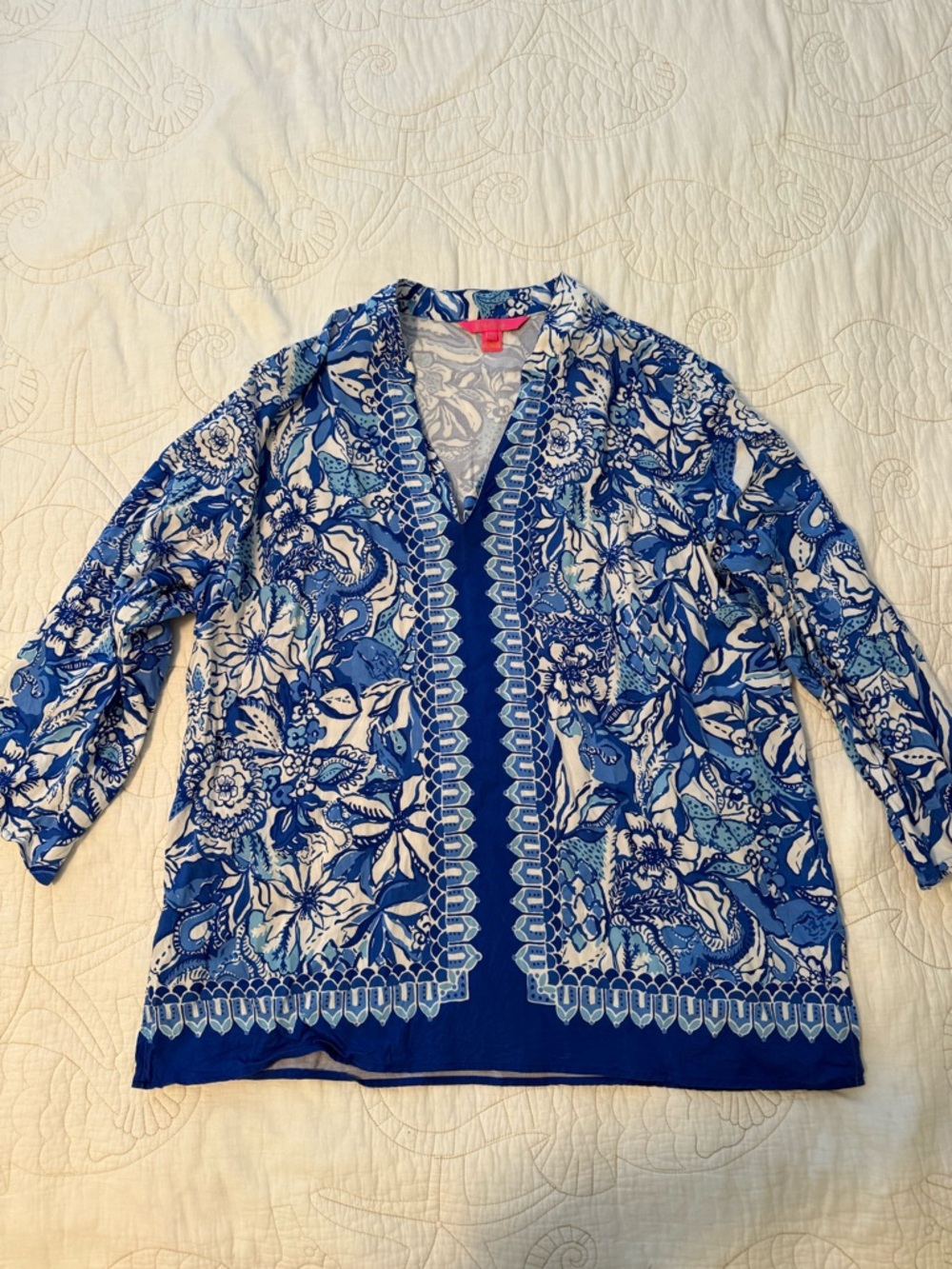 Lilly Pulitzer Luna Bay Tunic XL Blue Tang Flocking Fabulous Print